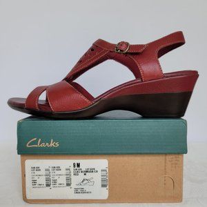 CLARKS Bendables Bermuda Leather Wedge Sandals- Red color- Women's Size 9M⭐